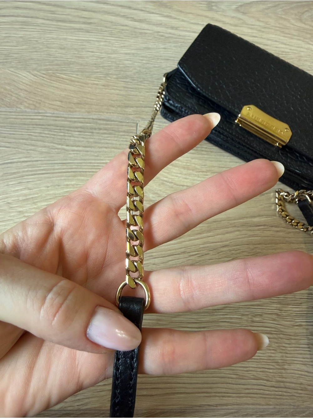 Burberry Madison wallet on gold chain - Picture 10 of 10